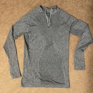 Zyia Active Long Sleeve T - Size Large- Gray - 1/4 Zip